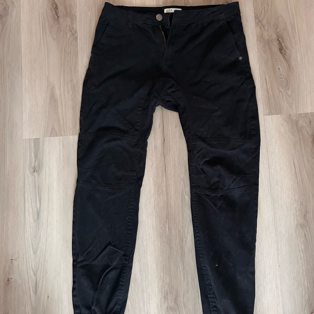 Black Cargo Pants with Tapered Fit